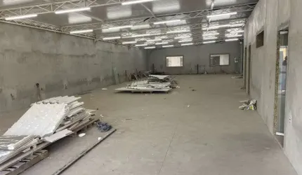 Sala comercial com 1 sala para alugar na Rodovia Presidente Dutra, Posse, Nova Iguaçu por R$ 10.000