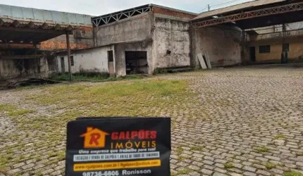 Barracão / Galpão / Depósito com 8 salas para alugar na Rodovia Presidente Dutra, Centro, São João de Meriti por R$ 12.000