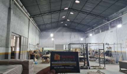 Barracão / Galpão / Depósito com 2 salas para alugar na AV AUTOMOVEL CLUB, 234, Santa Cruz da Serra, Duque de Caxias por R$ 15.000