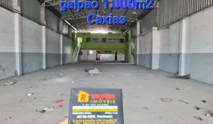 Barracão / Galpão / Depósito com 2 salas para alugar na Rua Lublin, Campos Elíseos, Duque de Caxias por R$ 15.000