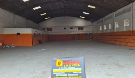 Barracão / Galpão / Depósito com 2 salas para alugar na Rua Gonçalves Gato, Centro, Belford Roxo por R$ 13.000