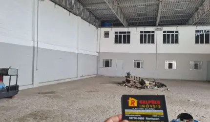 Barracão / Galpão / Depósito com 2 salas para alugar na Avenida São Paulo, 1234, Campos Elíseos, Duque de Caxias por R$ 10.000
