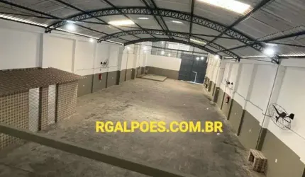 Barracão / Galpão / Depósito com 2 salas para alugar na PRESIDENTE  ROOSEVEL, 233, Saracuruna, Duque de Caxias por R$ 5.500