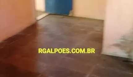 Casa com 2 quartos para alugar na Estrada Aníbal da Motta, 330, Parque São José, Belford Roxo por R$ 600
