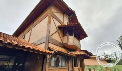 Casa com 4 quartos à venda, 256 m² por R$ 800.000 - Itaipu - Niterói/RJ