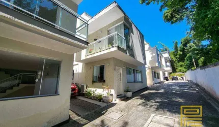 Casa com 4 quartos à venda, 210 m² por R$ 1.100.000 - São Francisco - Niterói/RJ