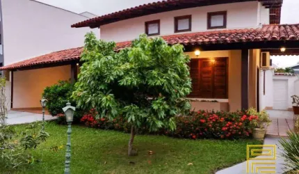 Casa com 3 quartos à venda, 319 m² por R$ 2.500.000 - Camboinhas - Niterói/RJ
