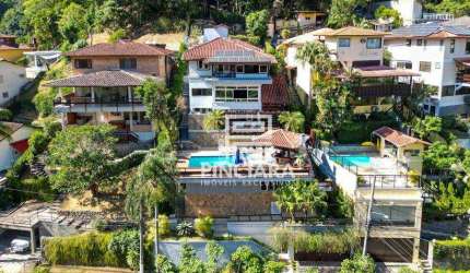 Casa com 4 quartos, 350 m² - venda por R$ 1.600.000 ou aluguel por R$ 9.733/mês - Itaipu - Niterói/RJ