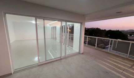 Imóvel para aluguel e venda possui 290 metros quadrados com 4 quartos em Lagoa - Macaé - RJ