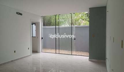 Sobrado a venda com 2 suítes por R$604.000,00 em Joinville - SC
