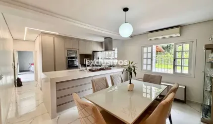 Casa a venda no bairro Glória com 1 suíte mais 2 quartos por R$2.500.00,00