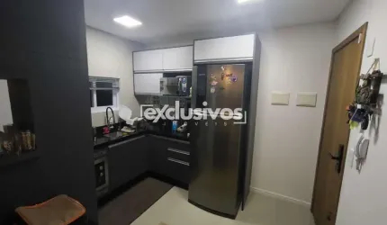 Apartamento lindão com Elevador semi mobiliado no Aventureiro por 298 mil!