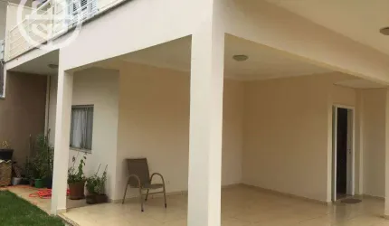 Casa com 3 dormitórios à venda, 270 m² por R$ 980.000,00 - Parque das Esmeraldas II - Marília/SP