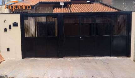 Casa com 3 dormitórios à venda, 140 m² por R$ 475.000,00 - Nogueira - Barretos/SP