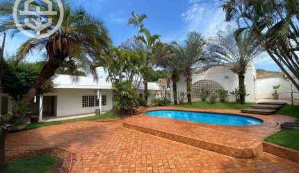 Casa com 4 dormitórios à venda, 811 m² por R$ 1.800.000,00 - Centro - Barretos/SP