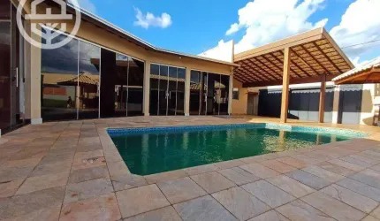 Casa com 5 dormitórios à venda, 223 m² por R$ 900.000,00 - Jardim Europa - Barretos/SP