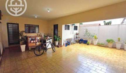 Casa com 3 dormitórios à venda, 150 m² por R$ 550.000,00 - Centro - Barretos/SP