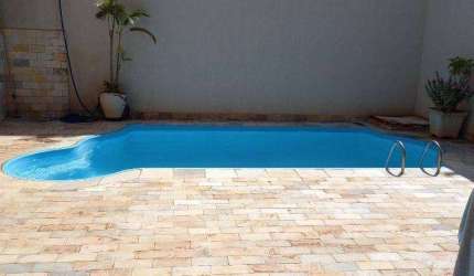 Casa com 4 dormitórios à venda, 185 m² por R$ 825.000,00 - Cristiano de Carvalho - Barretos/SP