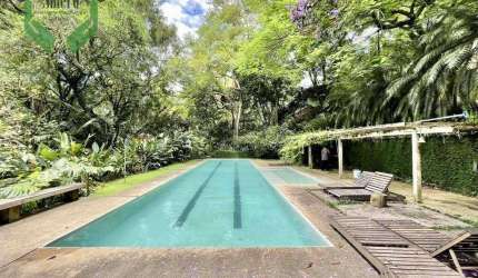 Sobrado à venda, 380 m² por R$ 2.700.000,00 - Chácara do Refúgio - Carapicuíba/SP