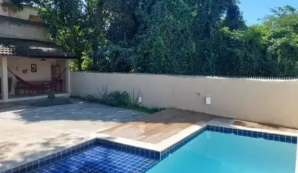 Casa com 3 quartos à venda no Maravista, Niterói  por R$ 760.000