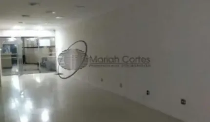 Sala térrea com 90m, ao lado do Niterói Shopping.