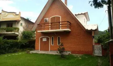 Casa com 4 quartos à venda em Pendotiba, Niterói , 250 m2 por R$ 700.000