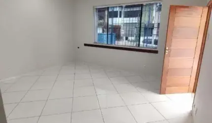 Casa comercial com 6 salas à venda no Centro, Macaé  por R$ 849.000