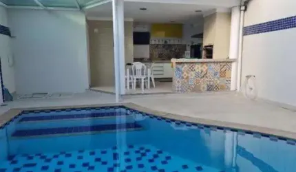 Casa com 3 quartos à venda em Camboinhas, Niterói , 250 m2 por R$ 1.980.000