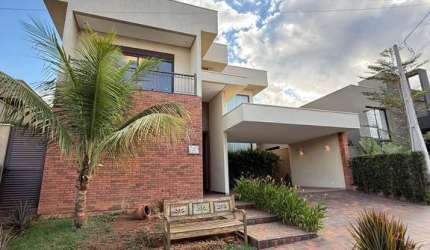Condomínio Golden Park - Casa sobradada 03 dormitórios com suíte à venda no condomínio Golden Park - Mirrasol/SP