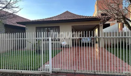 Casa com terreno de 500 metros quadrados no jardim La Salle Toledo Parana