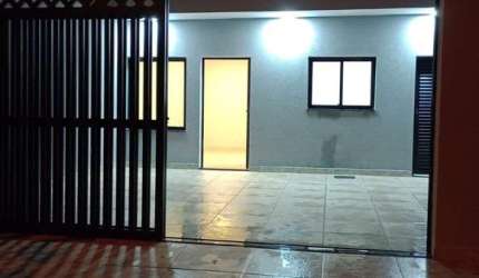 Casa com 3 quartos à venda na Rua Maria Ferreira da Silva, 8, Parque Vista Barbara, Sorocaba por R$ 370.000