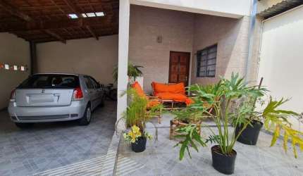 Casa com 2 quartos à venda na Leonildes da Silva Soares, 228, Jardim Wanel Ville V, Sorocaba por R$ 330.000