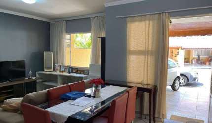 Casa em condomínio fechado com 3 quartos à venda na João Martini Filho, 525, Jardim São Conrado, Sorocaba por R$ 425.000