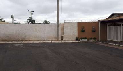 Casa com 3 quartos à venda na José Carlos de Oliveira e Souza, 88, Wanel Ville, Sorocaba por R$ 650.000