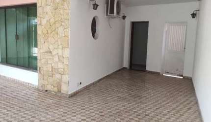 Casa com 3 quartos à venda na Professor Fonseca Júnior, 251, Vila Haro, Sorocaba por R$ 575.000