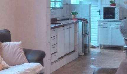 Casa com 2 quartos à venda na Comendador Oetterer, 711, Vila Carvalho, Sorocaba por R$ 270.000