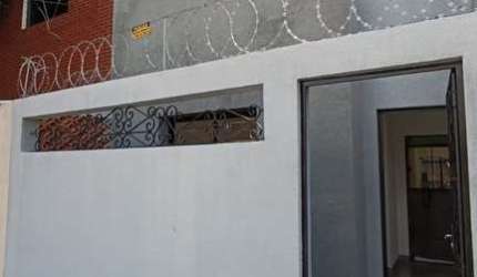 Casa com 2 quartos à venda na Floriano Peixoto, 63, Vila Carvalho, Sorocaba por R$ 379.000