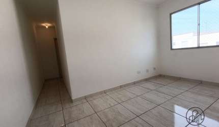 Apartamento com 2 quartos à venda na Avenida Adolpho Massaglia, 800, Vossoroca, Votorantim por R$ 220.000