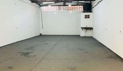 Barracão / Galpão / Depósito para alugar na Francisco Jerônimo Leite, 88, Jardim São Guilherme, Sorocaba por R$ 2.200