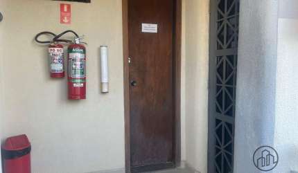 Sala comercial para alugar na Carlos de Campos, 77, Centro, Sorocaba por R$ 800