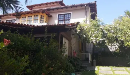 Casa com 4 quartos à venda na Estrada Monan Pequeno, Badu, Niterói, 450 m2 por R$ 890.000