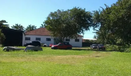 Terreno à venda na Vila Itapanhau, Bertioga  por R$ 3.750.000