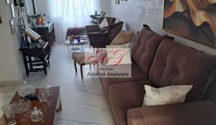 Maravilhosa Casa à Venda em Santos-SP, Bairro Campo Grande: 2 Quartos, 1 Suíte, 3 Salas, 3 Banheiros, 2 Vagas, 250m² de Área.