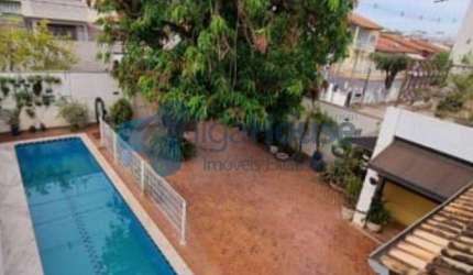 Imóvel no Bairro Jardim Petrópolis, Cuiabá - Casa com Escritório - 293m²