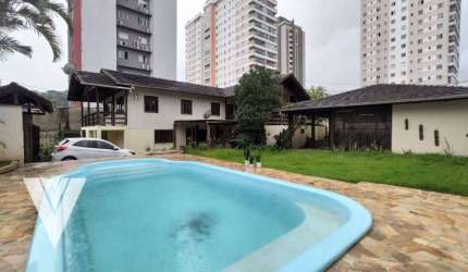 Casa com 5 dormitórios à venda, 226 m² por R$ 965.000,00 - Escola Agrícola - Blumenau/SC