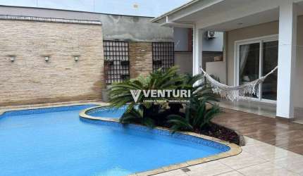 Casa com 3 dormitórios à venda, sendo 1 suíte com sacada por R$ 1.790.000 - Velha - Blumenau/SC