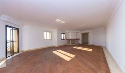 Apartamento tipo para venda com 4 quartos, sendo 4 suítes, 489m²