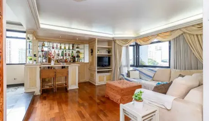 Apartamento tipo para venda com 4 quartos, sendo 4 suítes, 200m²