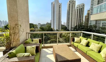 Apartamento tipo para venda com 2 quartos, sendo 2 suítes, 162m²