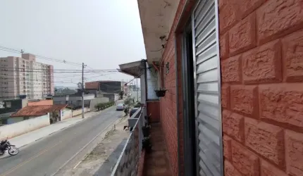 Casa tipo para venda com 2 quartos, sendo 1 suíte, 111m²